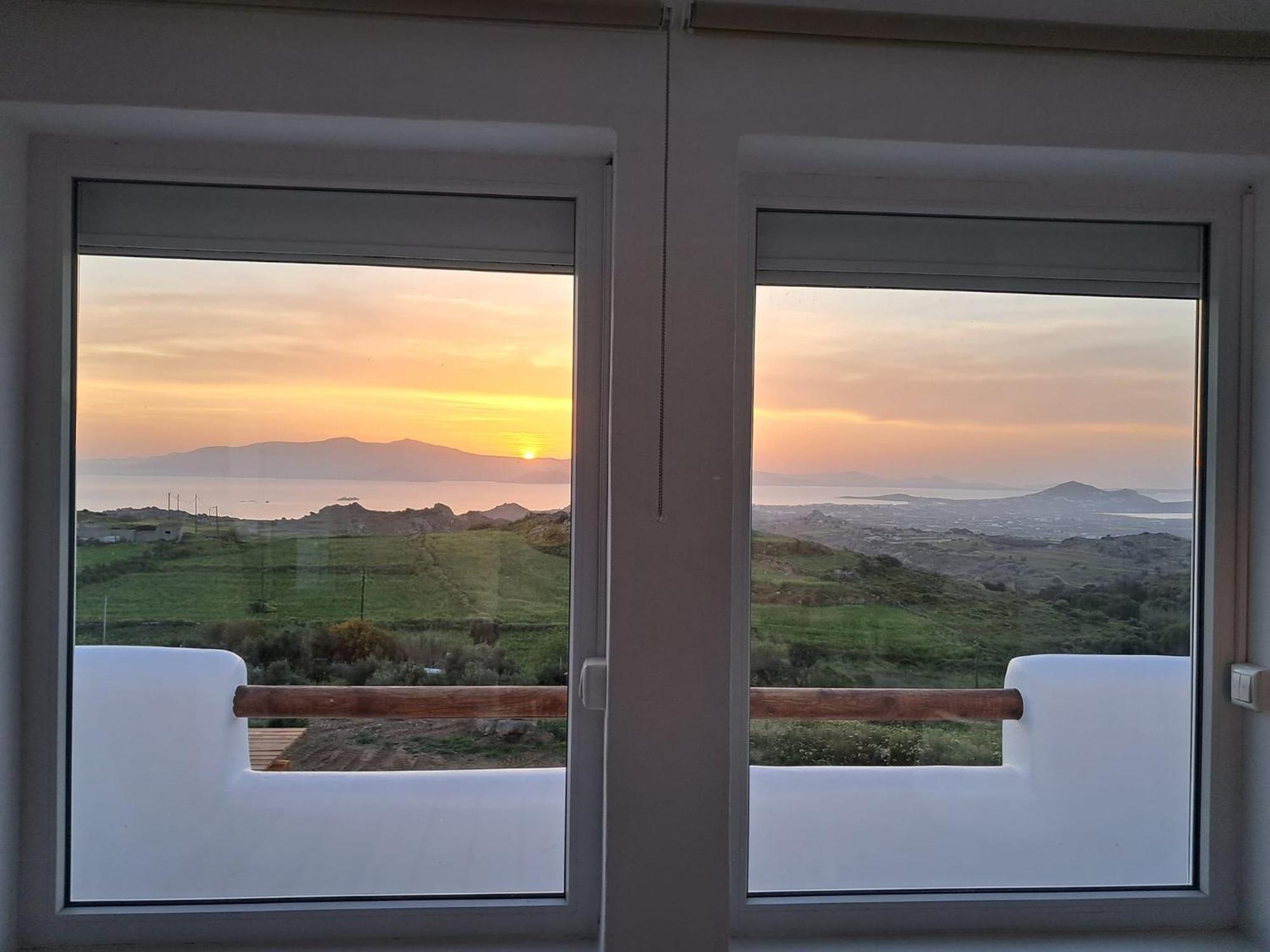Ariadne'S Crown Luxury Suites With Private Pool Vivlos Bagian luar foto