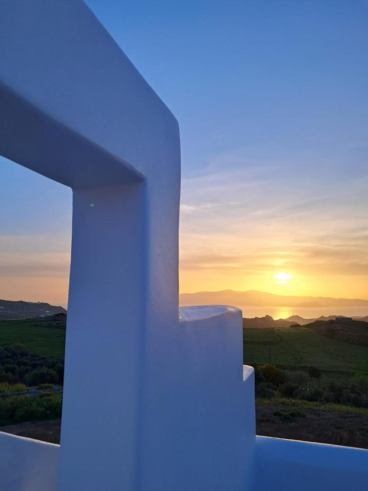 Ariadne'S Crown Luxury Suites With Private Pool Vivlos Bagian luar foto