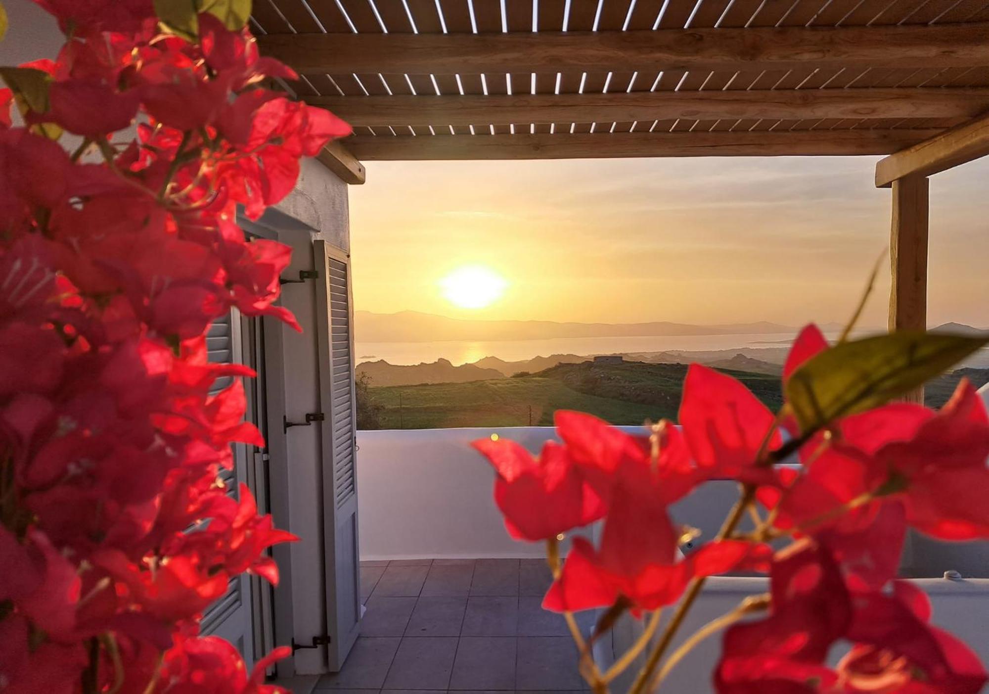 Ariadne'S Crown Luxury Suites With Private Pool Vivlos Bagian luar foto